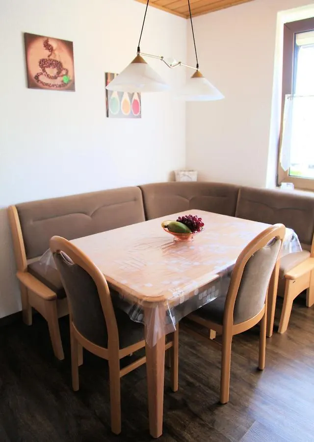 Apartment Ferienwohnung Schmetterling Kemmern